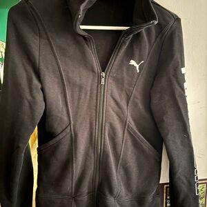 Puma Black Full-Zip Hoodie with Subtle Logo